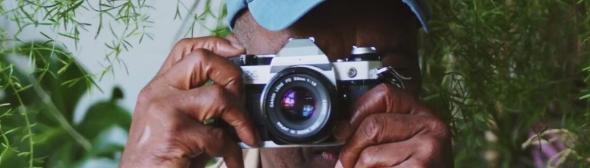 Image promoting the Through Southern Lenses: Science in Focus photo contest. 